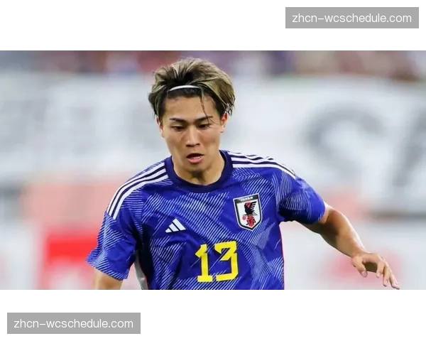 兰斯官方更新：日本前锋中村敬斗脚踝伤势无大碍，周末可出战