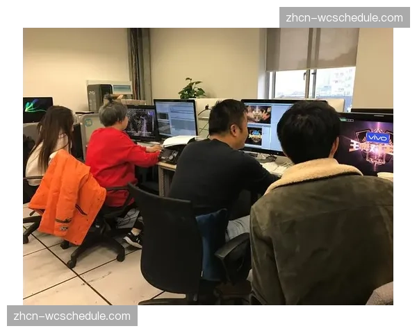 通讯:克利夫兰骑士举办“员工表彰之夜”,揭秘场馆运营幕后团队 通讯:克利夫兰骑士举办“员工表彰之夜”,揭秘场馆运营幕后团队