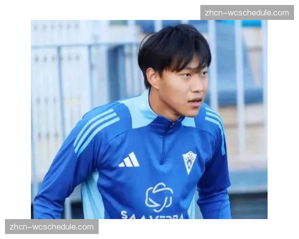 浙江队0-1负于重庆铜梁龙，杜月徵反击破门送主队赛季首败